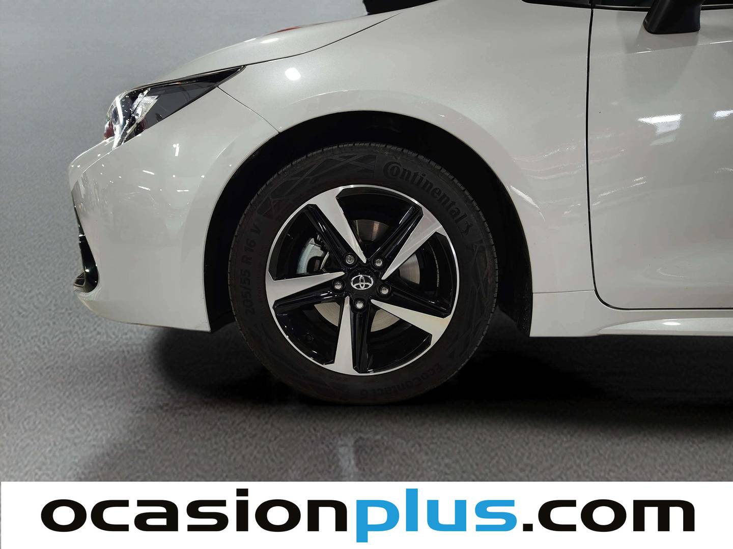 Accesorios del Toyota Corolla Toyota Corolla 140H Active (140 CV)