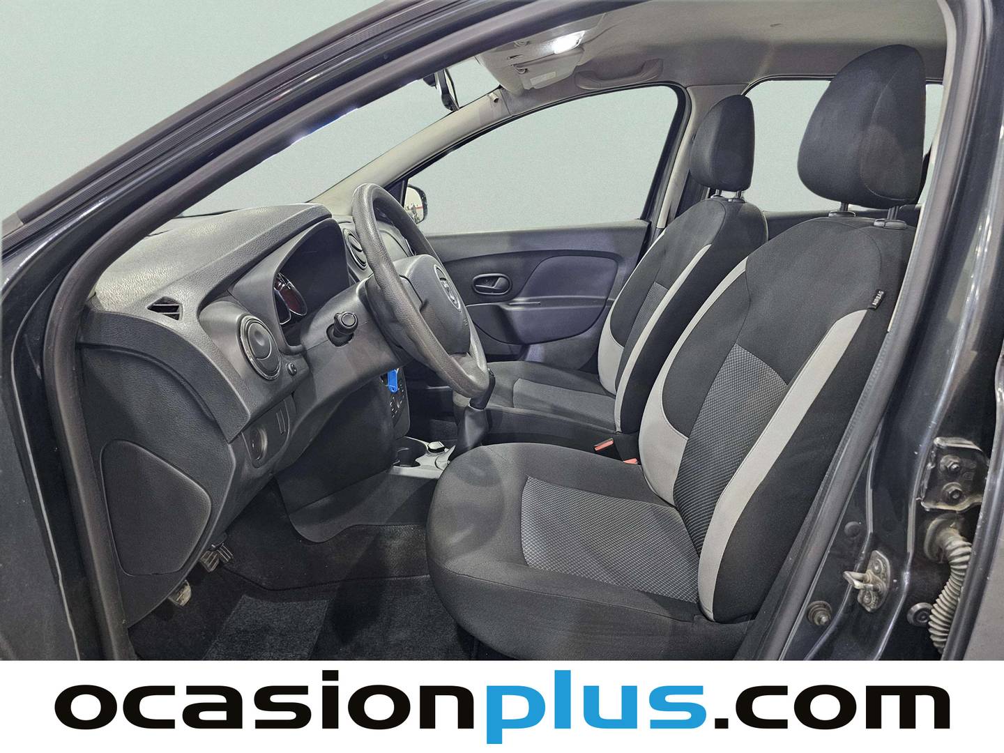 Foto asientos delanteros Dacia Sandero Dacia Sandero 1.2 SL Eficacia (75 CV)