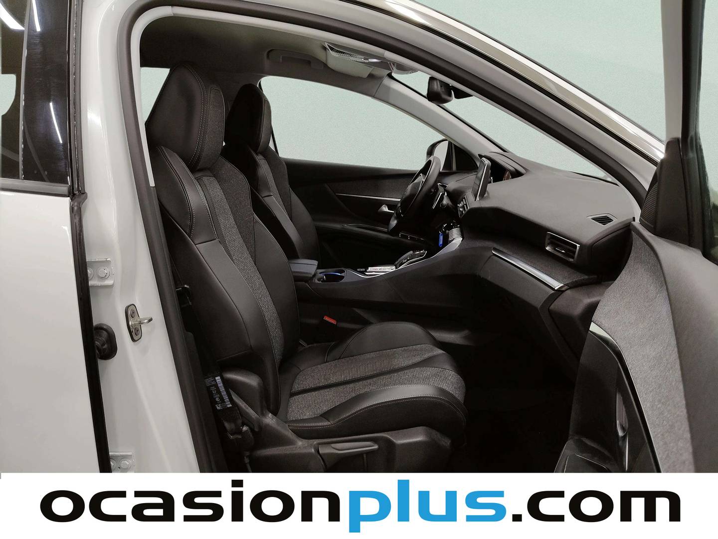 Foto Peugeot 3008 Peugeot 3008 BlueHDI 130 S&S Allure EAT8 (130 CV)