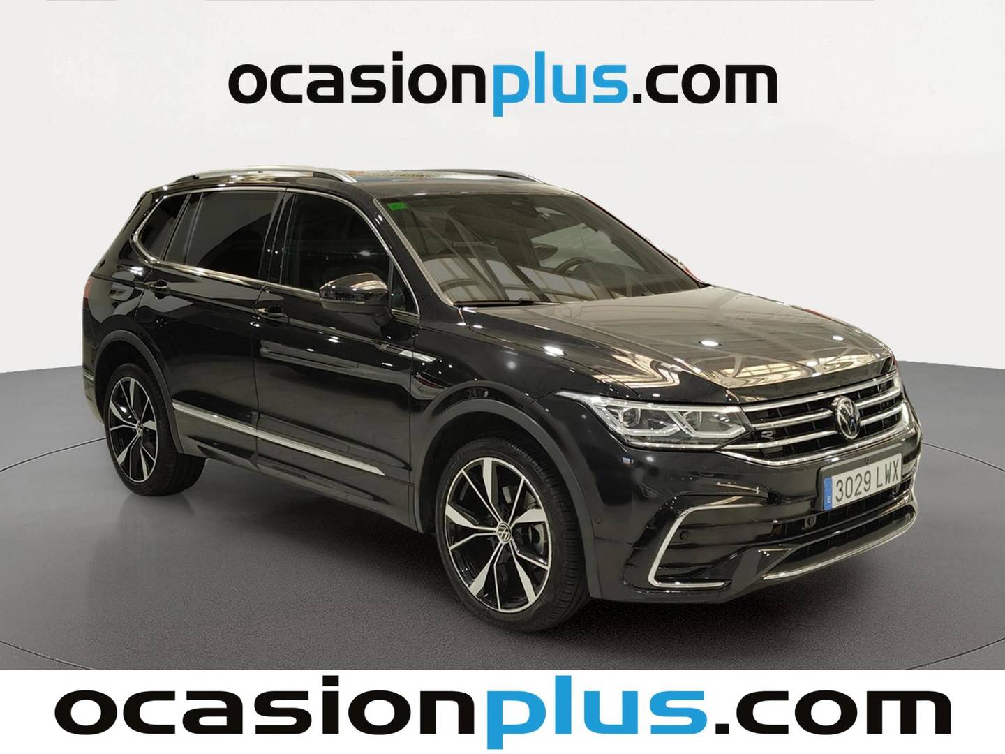 Foto delantera Volkswagen Tiguan Allspace Volkswagen Tiguan Allspace R-Line 2.0 TDI 4Motion (150 CV) DSG 7 Plazas derecha