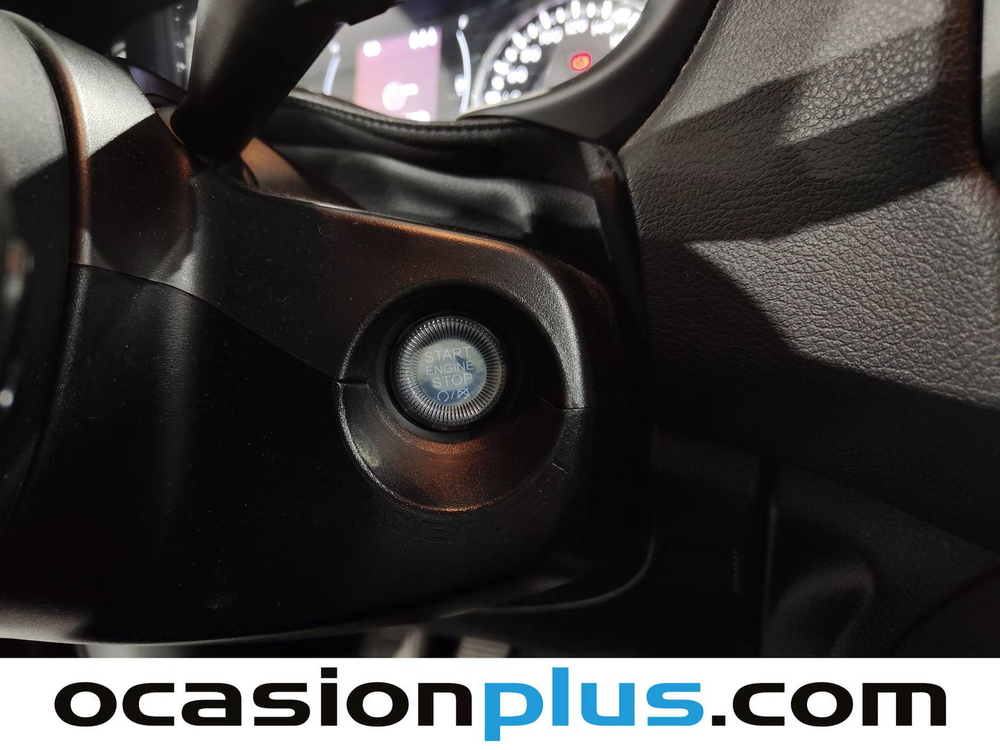 Extras y acabados del Jeep Renegade Jeep Renegade 1.0G Night Eagle II 4x2 (120 CV)
