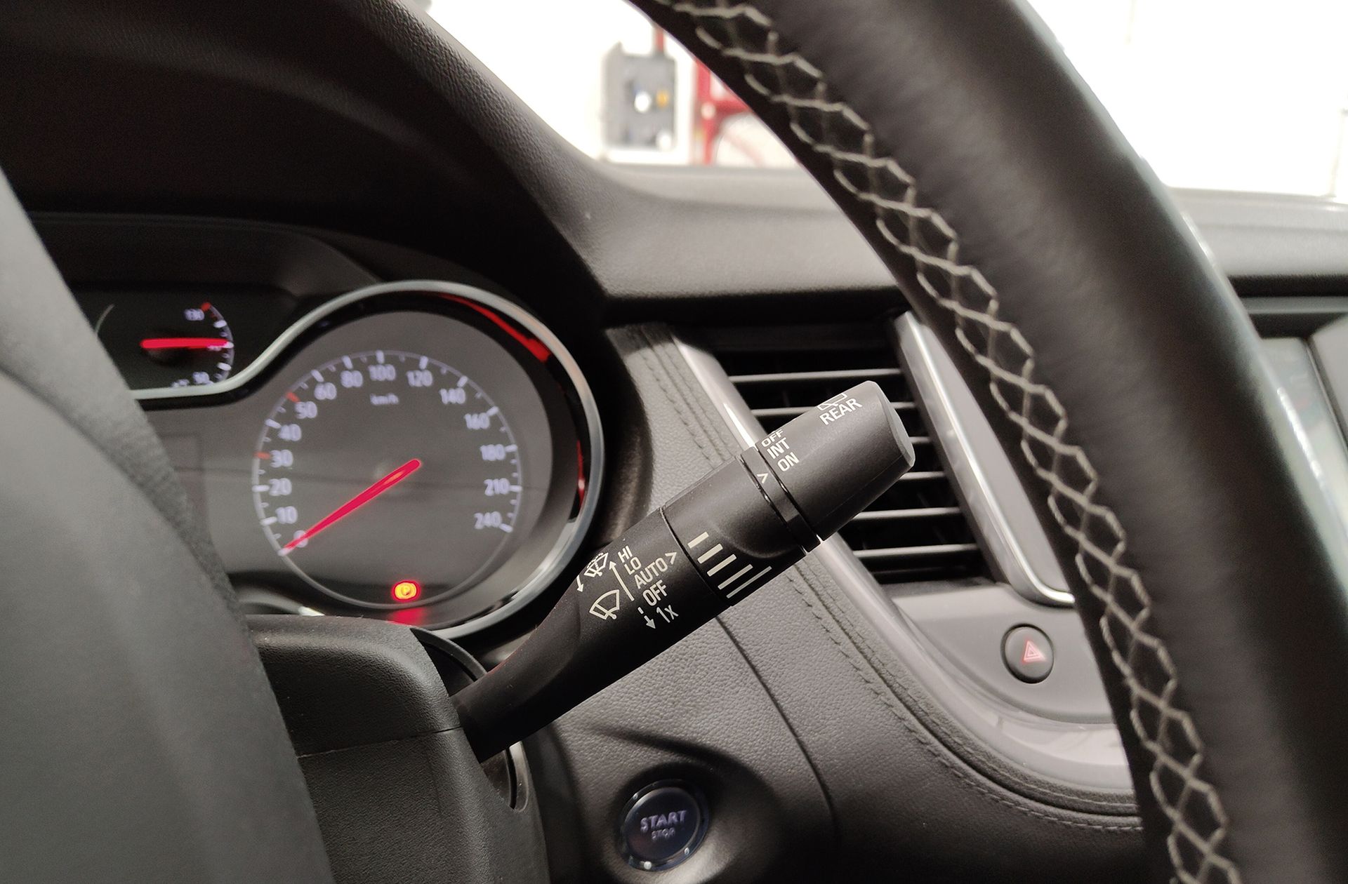 Opel Grandland 1.2 Turbo ecoTEC Excellence - foto 28