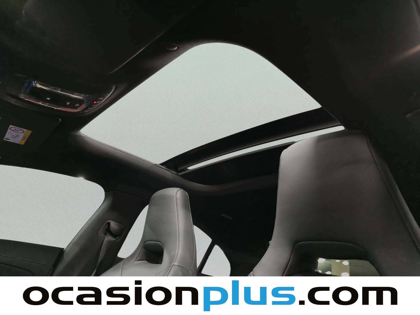 Foto Mercedes CLA Mercedes-Benz CLA 180  (136 CV)