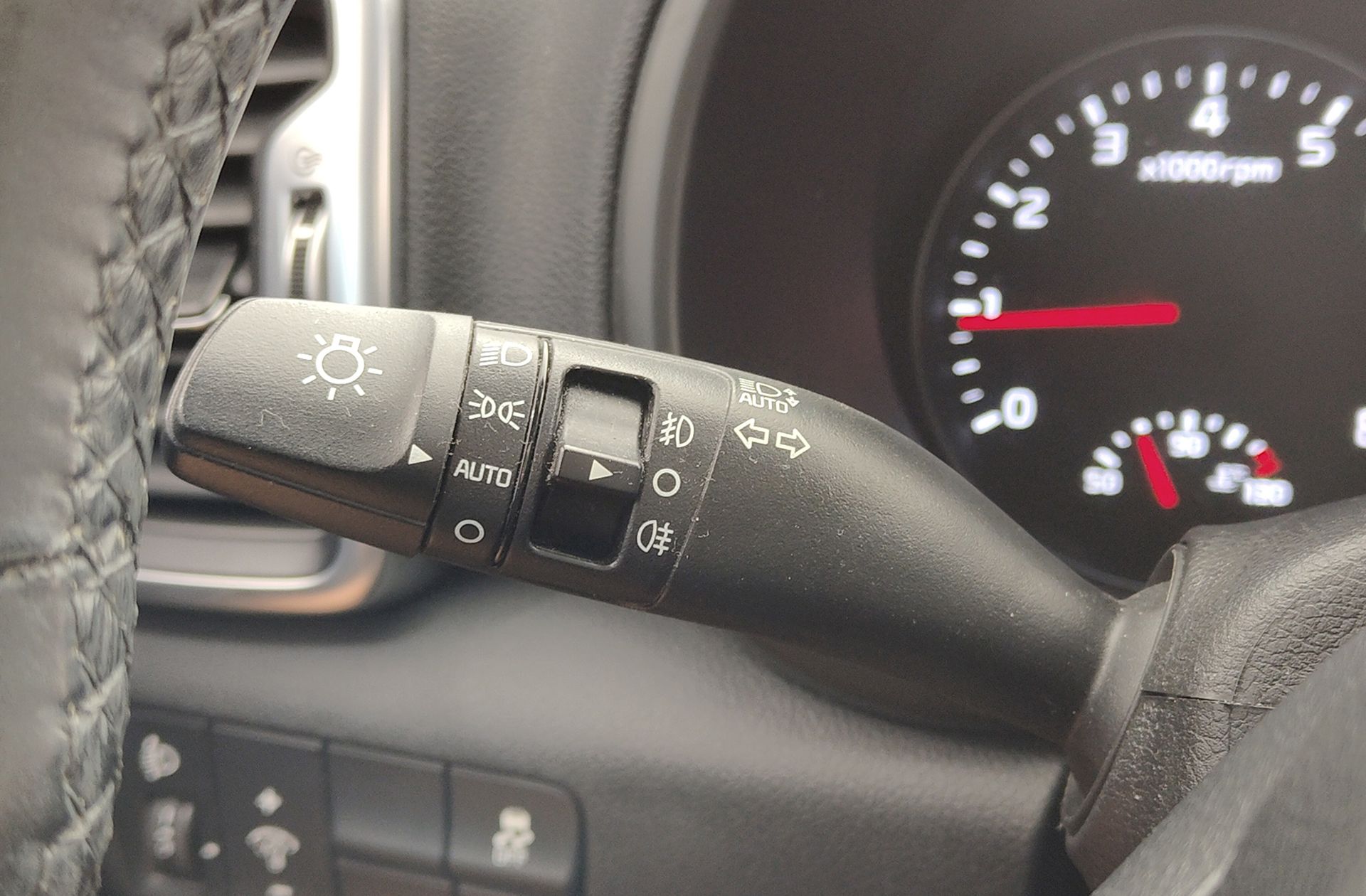 Kia Sportage 1.6 GDi x-Tech18 4x2 - foto 25