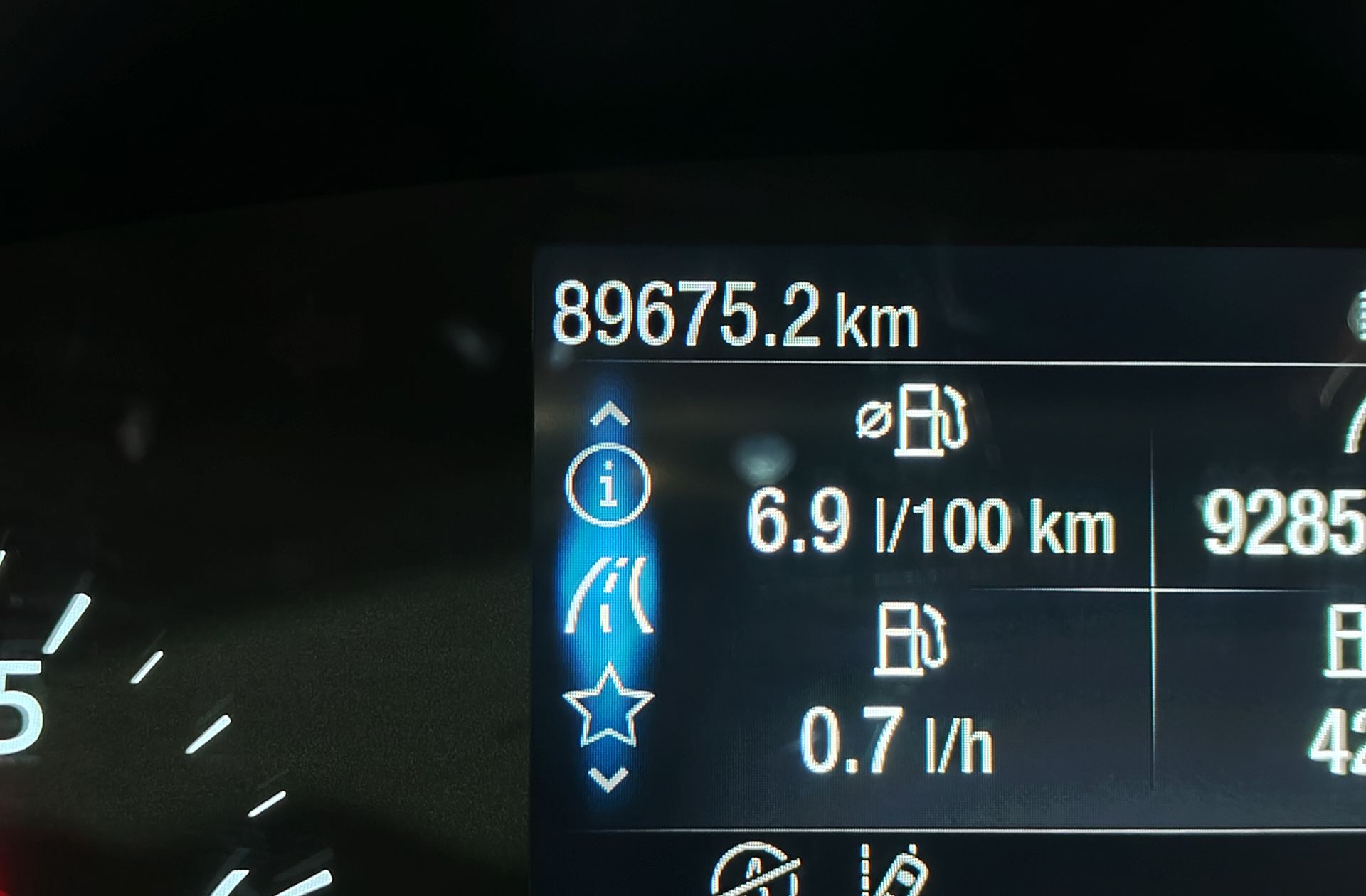 Ford Fiesta 1.0 EcoBoost MHEV ST-Line - foto 10