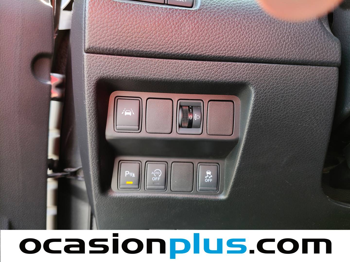 Extras del Nissan QASHQAI Nissan Qashqai .5 dCi N-Connecta 4x2 (110 CV)