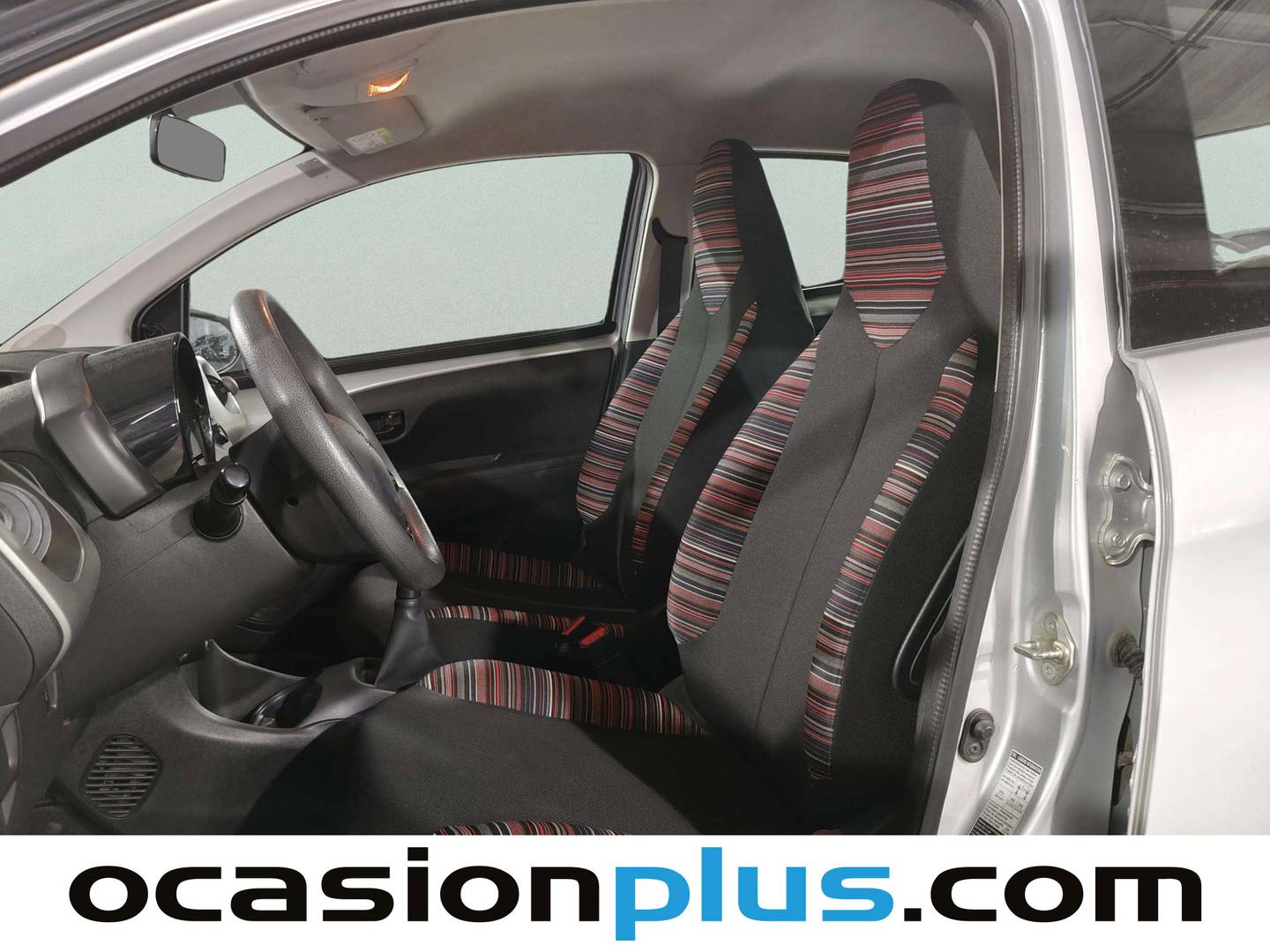 Foto asientos delanteros Citroën C1 Citroën C1 PureTech 82 Feel (82 CV)