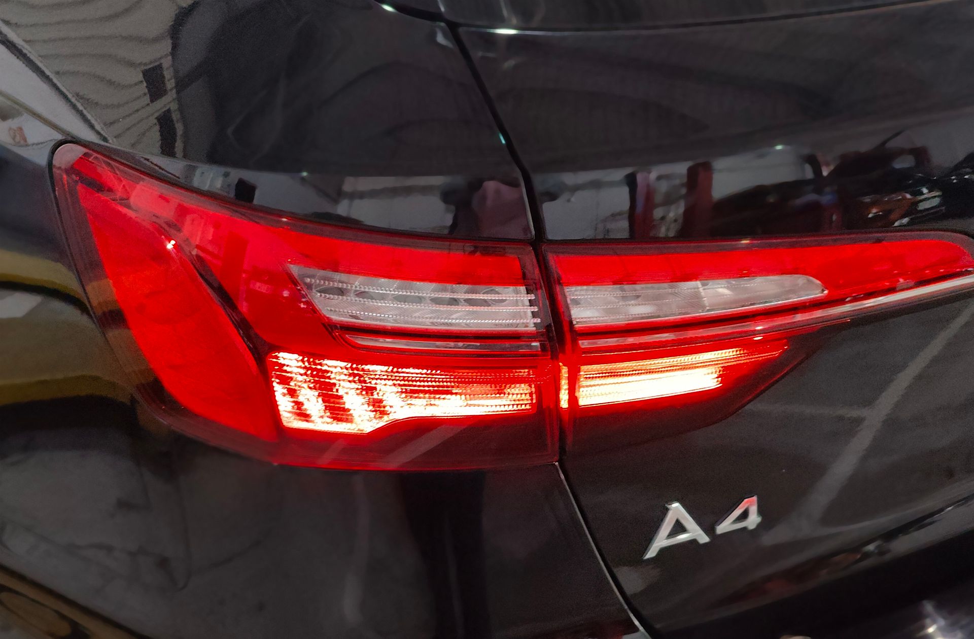 Audi A4 Avant Advanced 35 TFSI S tronic - foto 18