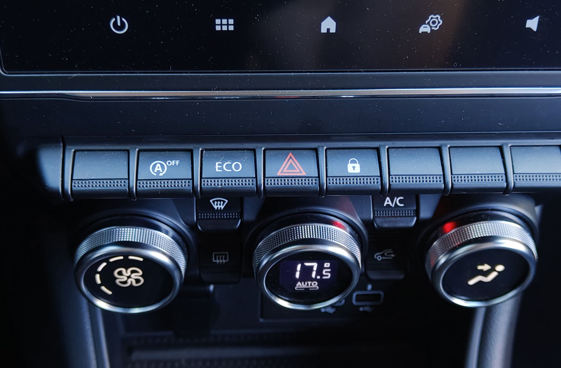 Renault Captur Zen TCe - foto 40