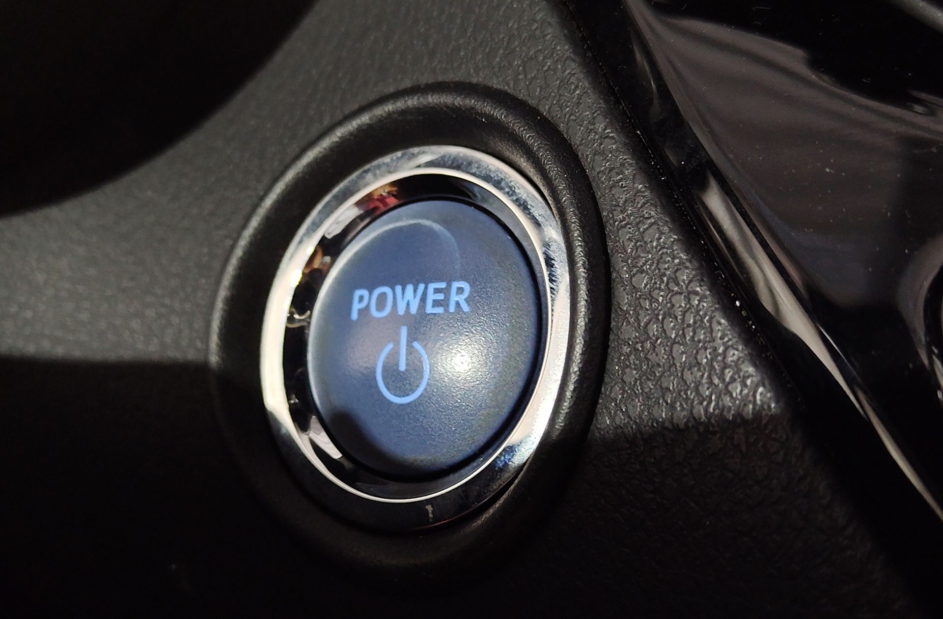 Toyota C-HR 1.8 125H Advance - foto 30