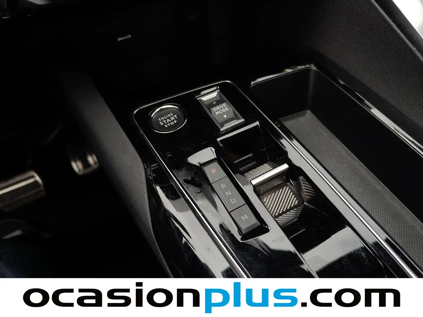 Foto Peugeot 3008 Hybrid Peugeot 3008 Hybrid GT eDCS6 (136 CV)