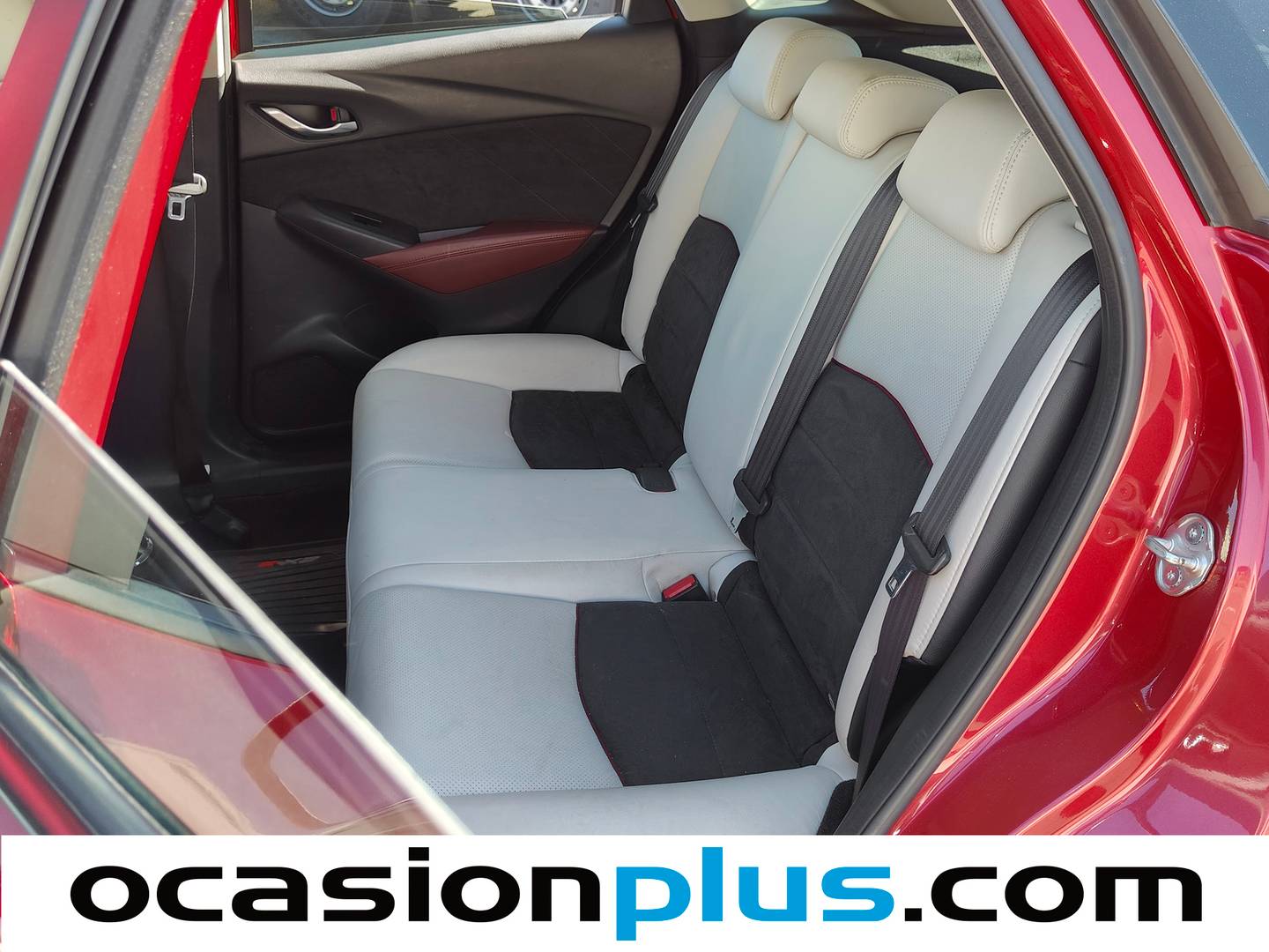 Foto asientos traseros Mazda CX-3 Mazda CX-3 1.5 DE SKYACTIV Luxury White 4WD (105 CV)