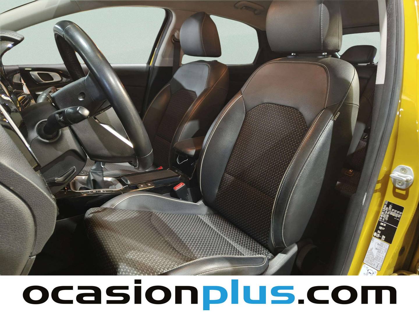 Foto asientos delanteros KIA XCeed KIA XCeed 1.0 T-GDi Tech (120 CV)