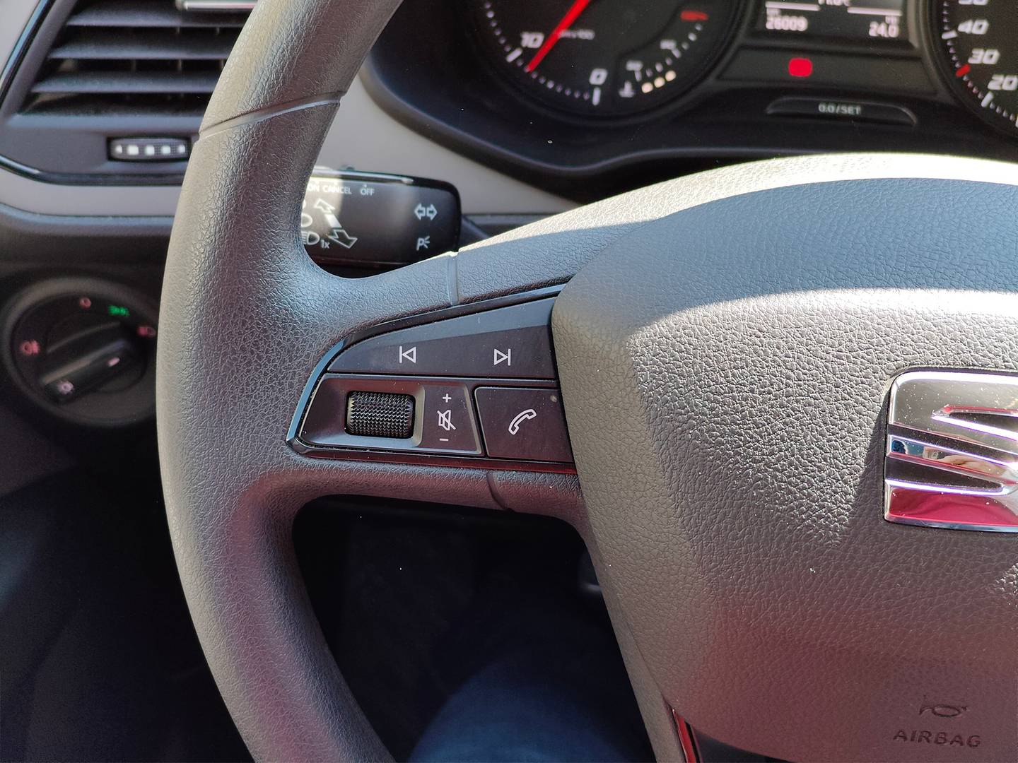 Seat León SEAT León 1.6 TDI S&S Reference (105 CV) seminuevo