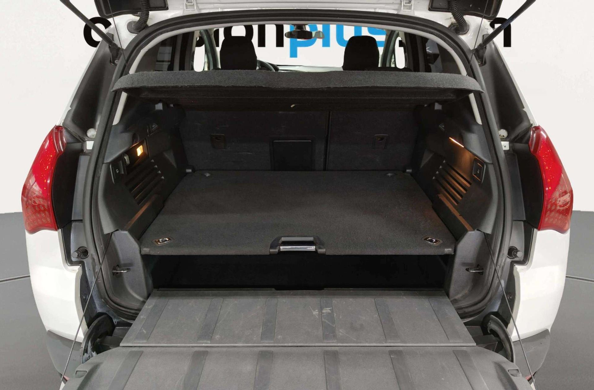 Peugeot 3008 1.6 HDi FAP Premium - foto 15