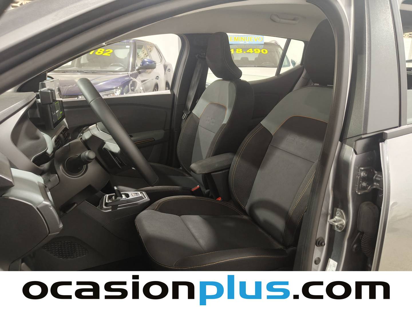 Foto asientos delanteros Dacia Sandero Dacia Sandero Stepway Extreme Go ECO-G (122 CV)