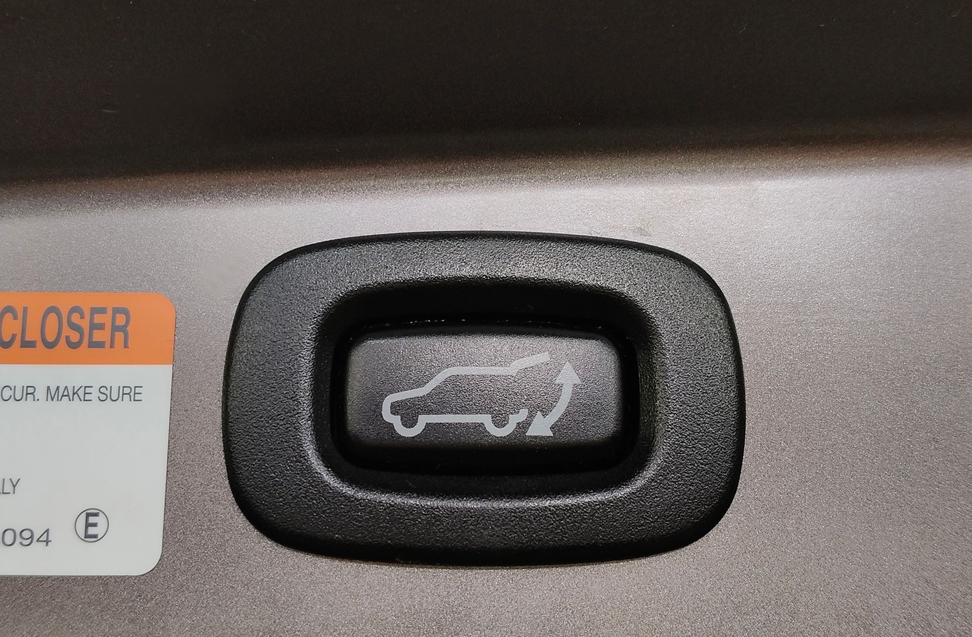 Mitsubishi Outlander 2.0 PHEV Kaiteki 4WD - foto 19