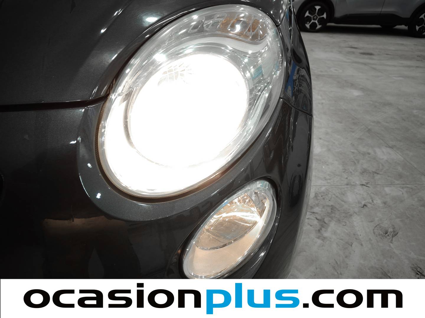 Foto Fiat 500L Fiat 500L 1.4 16v Lounge (95 CV)