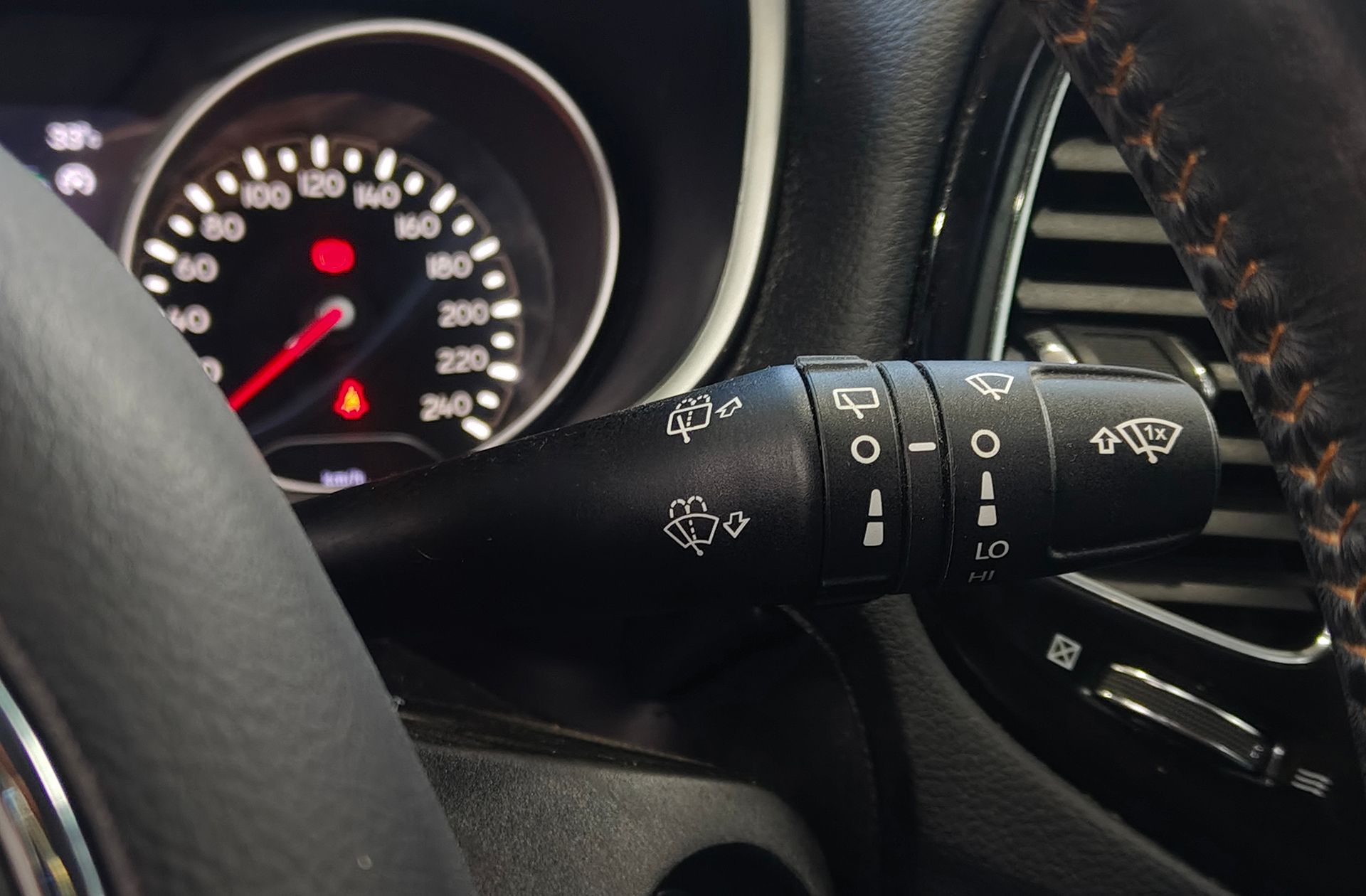 Jeep Compass 1.4 MultiAir Limited 4x2 - foto 29