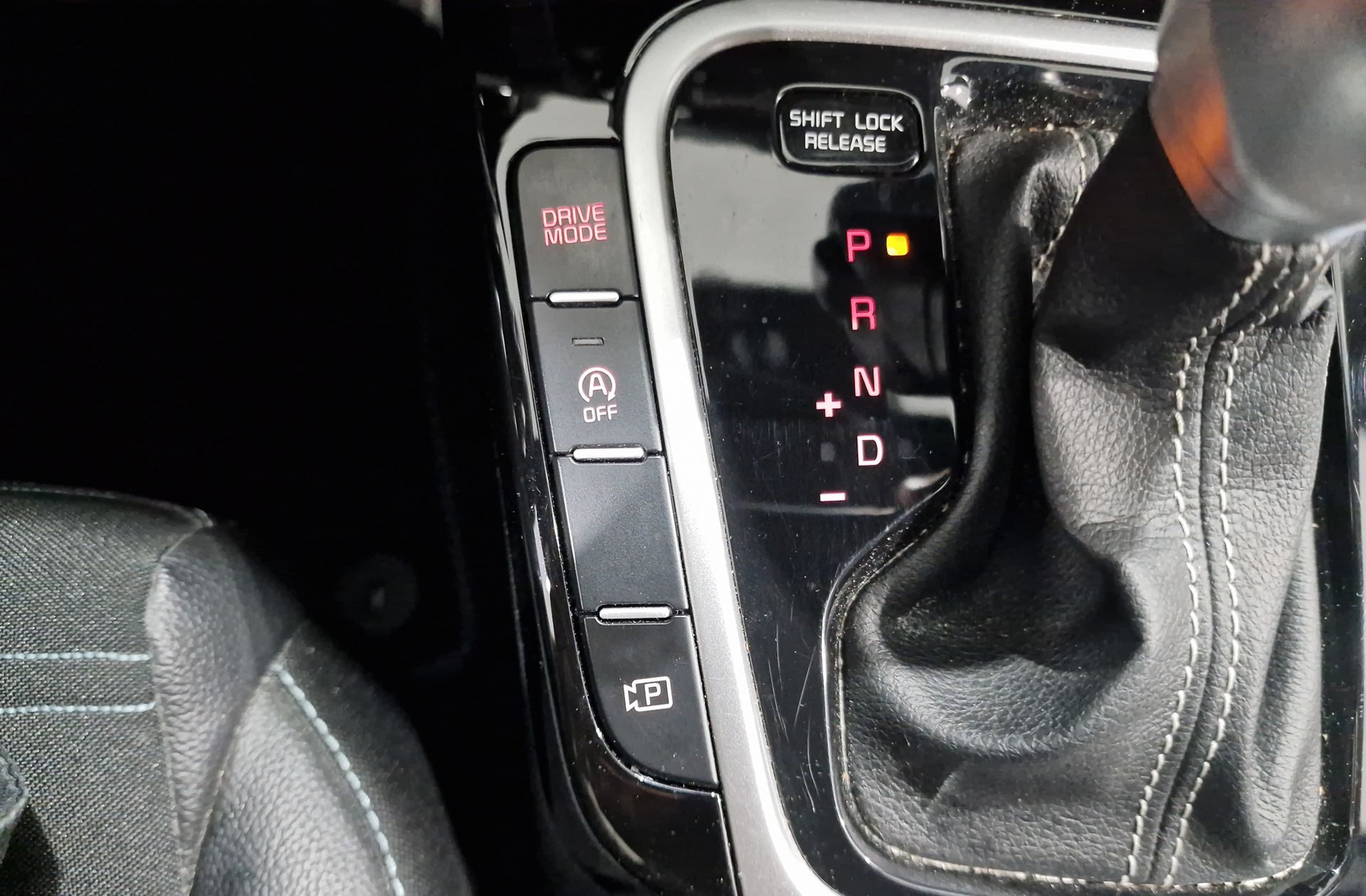 Kia Ceed 1.0 MHEV Style Edition DCT - foto 32