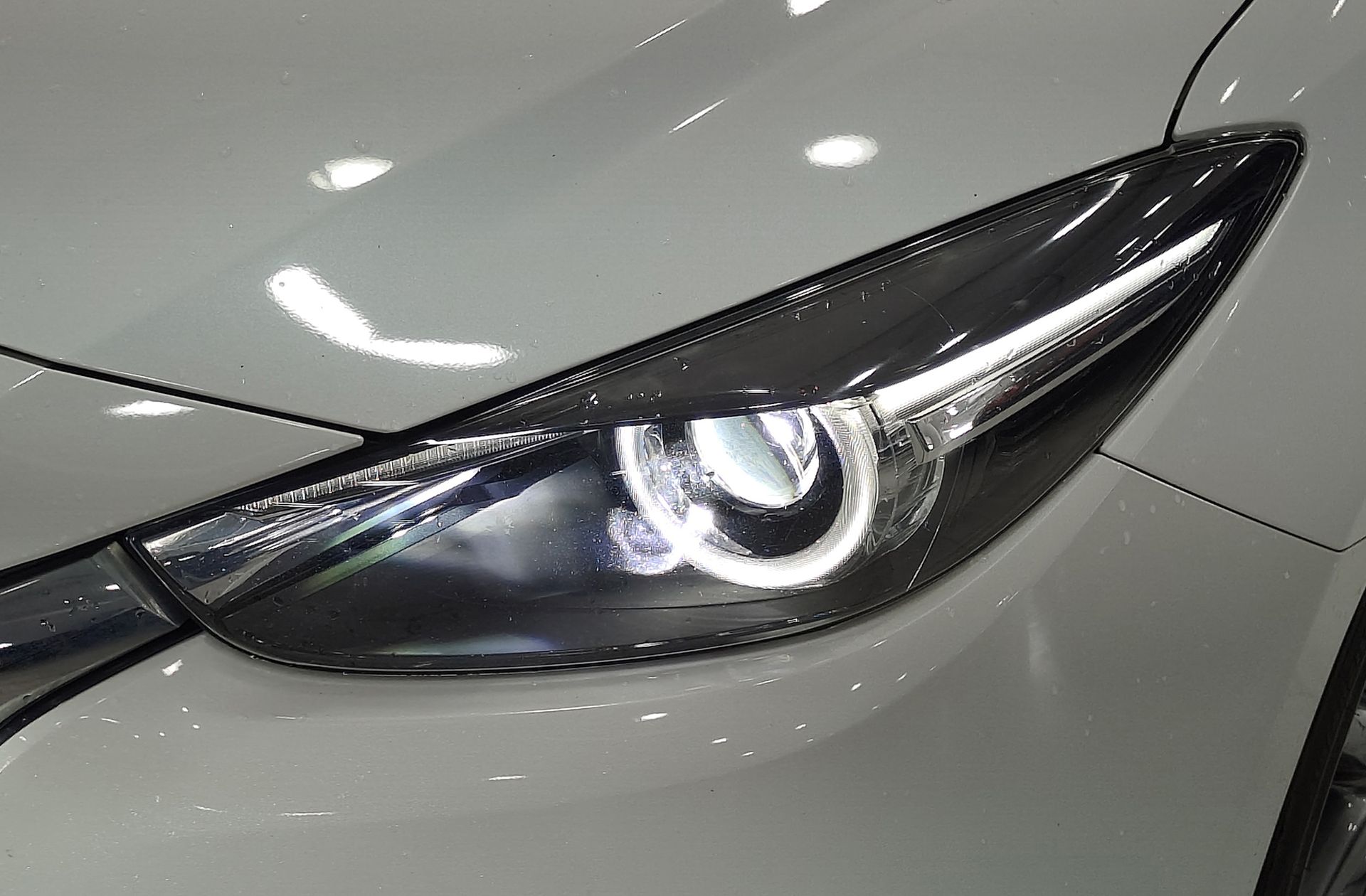 Mazda3 2.0 GE Black Tech Edition - foto 13