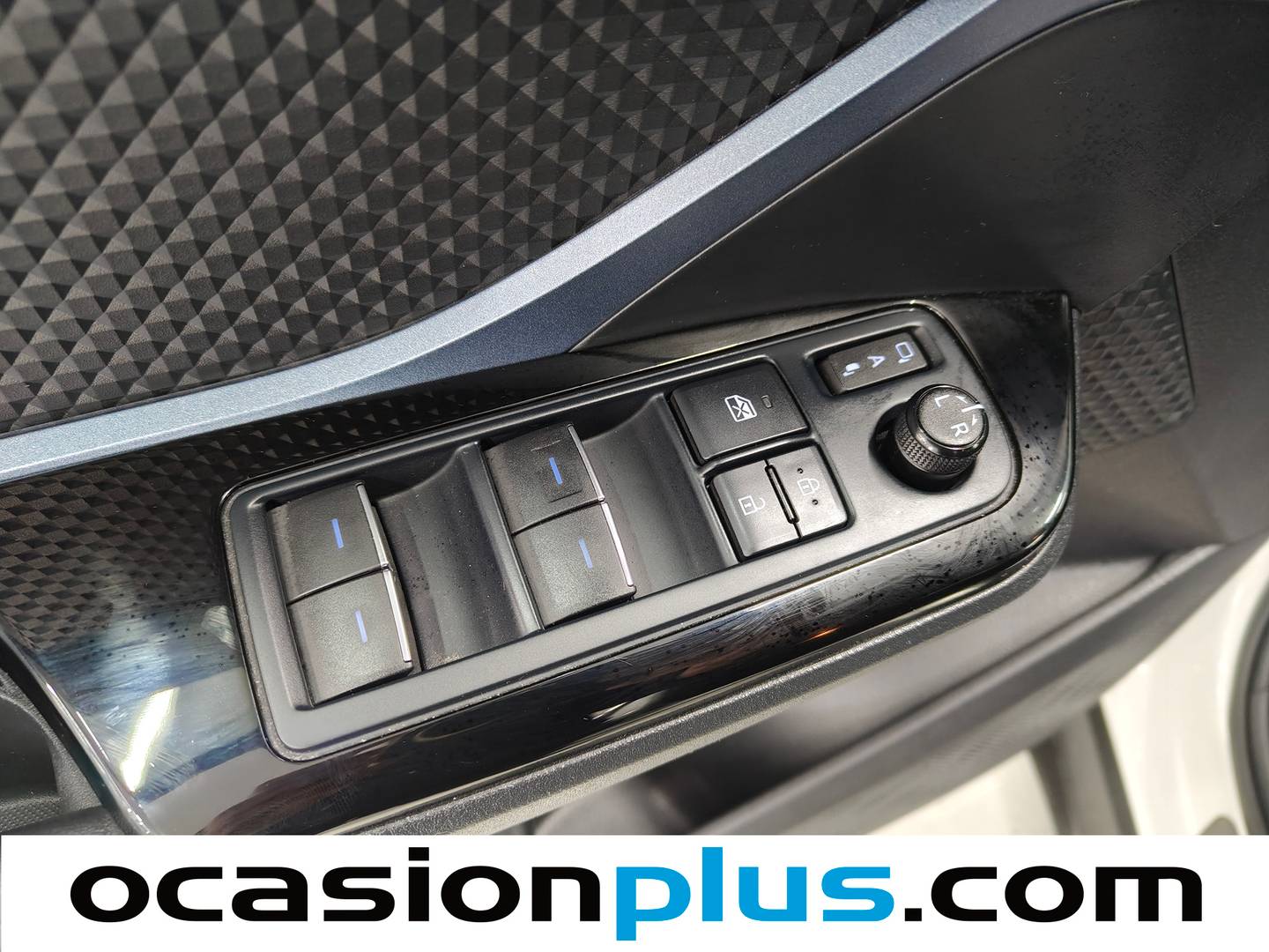 Toyota C-HR Toyota C-HR 2.0 180H Dynamic (184 CV) seminuevo