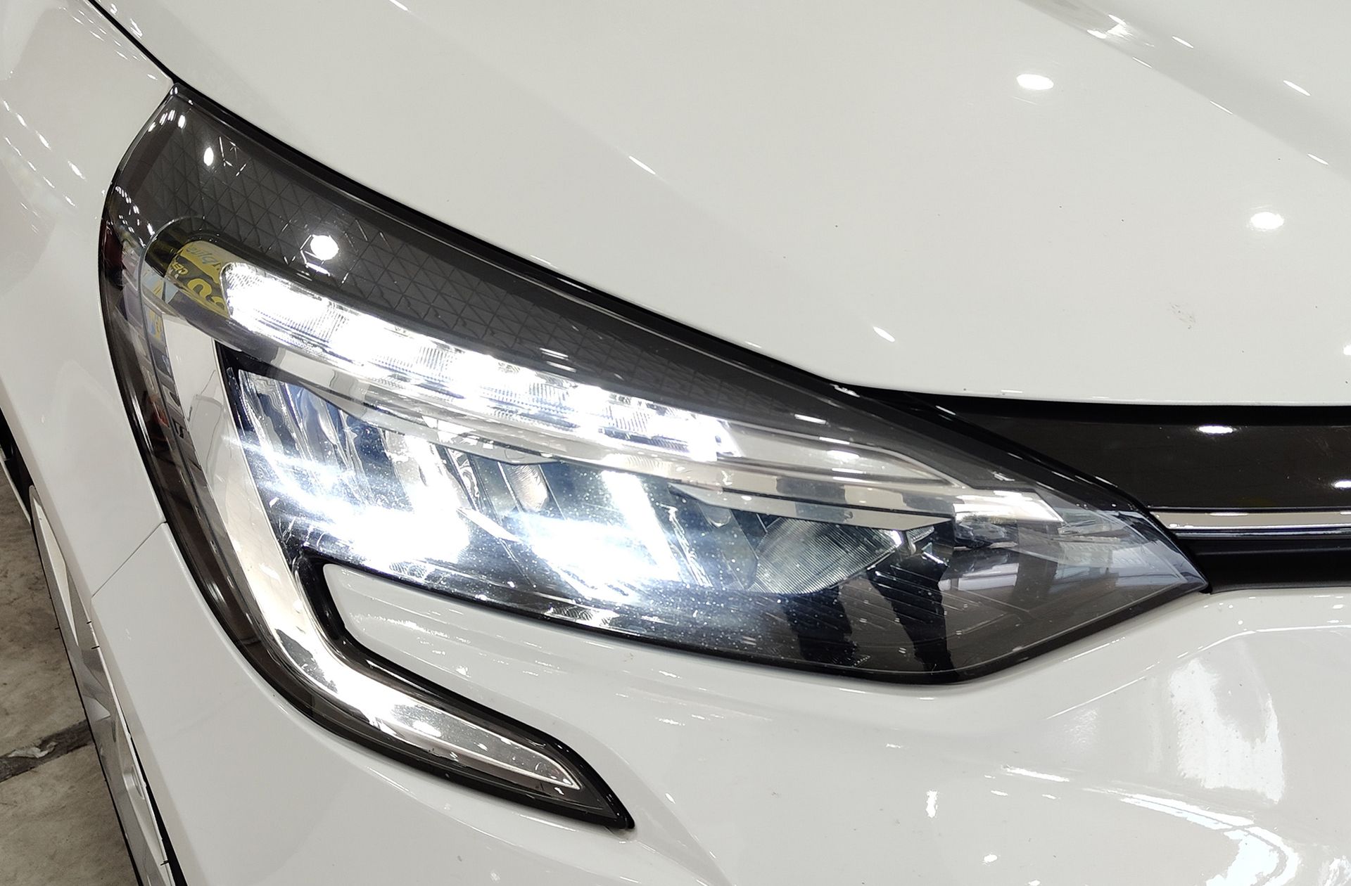 Renault Clio Intens E-Tech Híbrido - foto 12