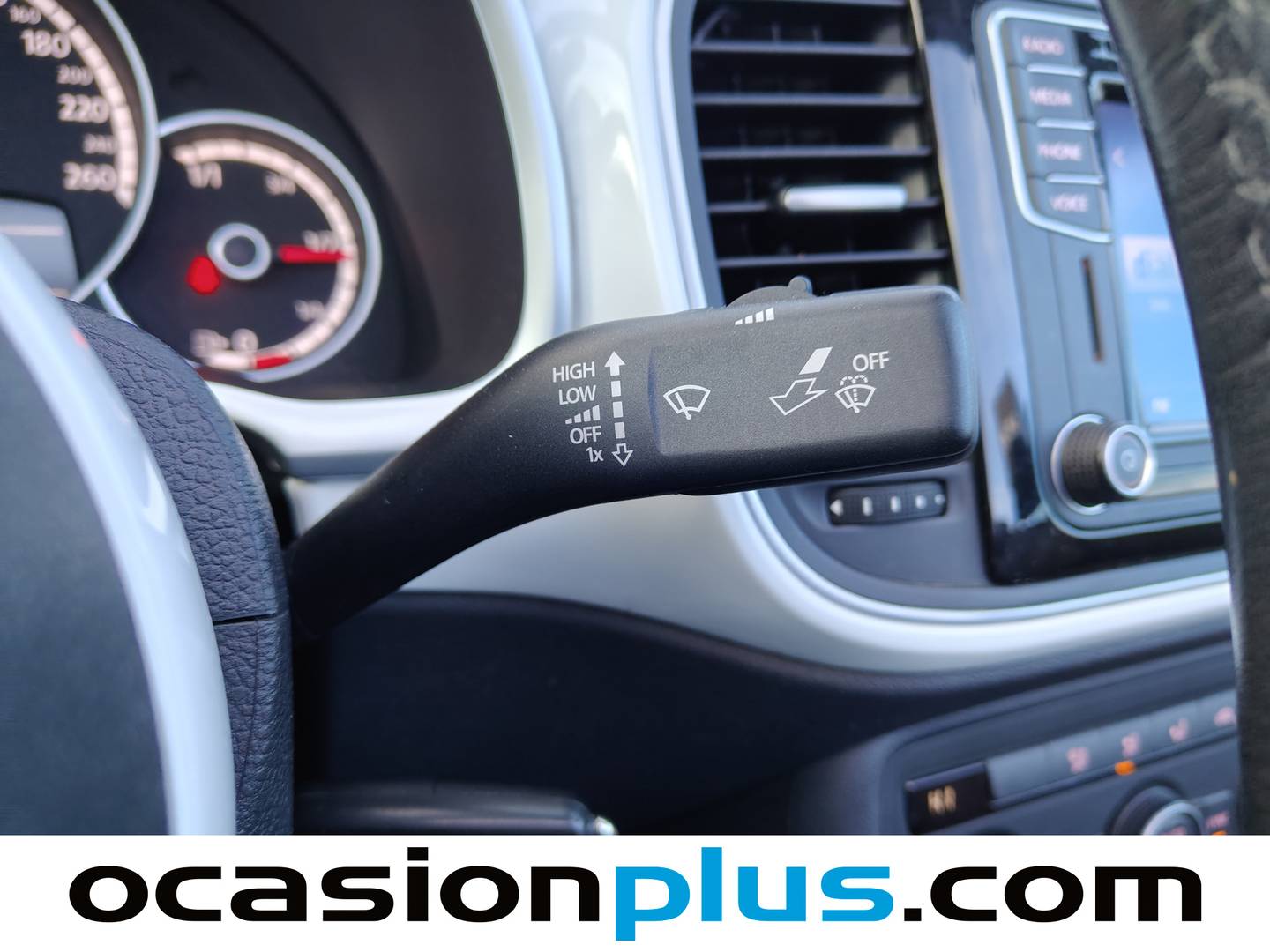 Foto Volkswagen Beetle Volkswagen Beetle Cabrio Cabrio Design 2.0 TDI BMT (110 CV)