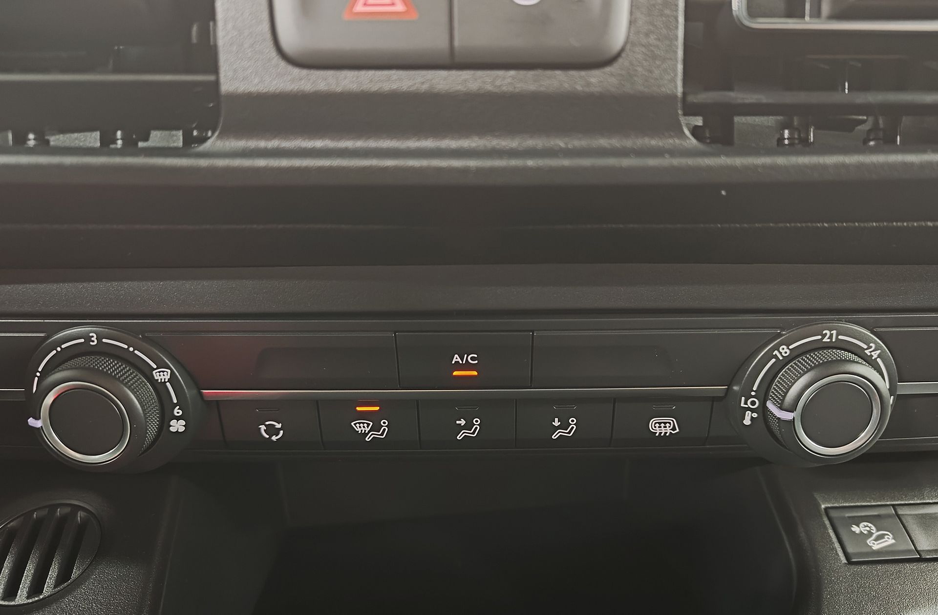 Fiat Doblò Furgón BlueHDi 100 M - foto 30