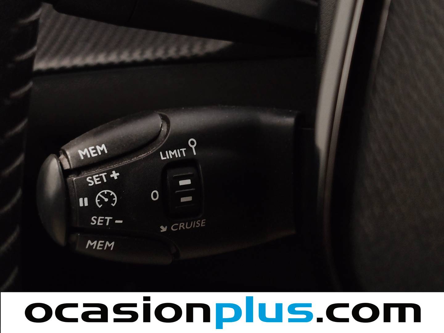 Foto Peugeot 2008 Peugeot 2008 PureTech 100 S&S Allure (100 CV)