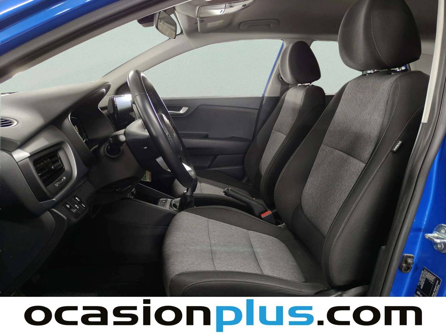 Foto asientos delanteros KIA Stonic KIA Stonic 1.0 T-GDi MHEV MT Concept (100 CV)