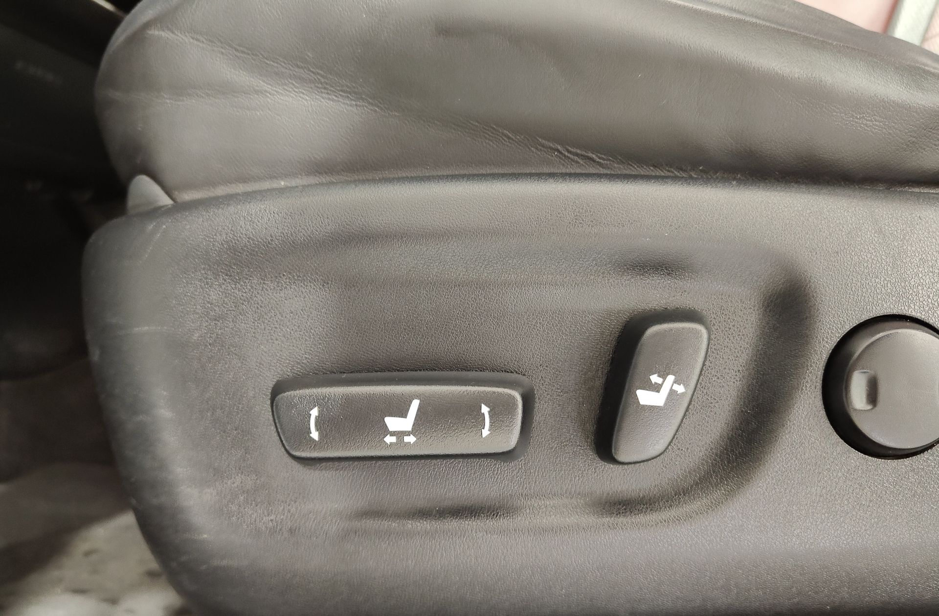 Lexus NX 300h F Sport 4WD Navibox - foto 8