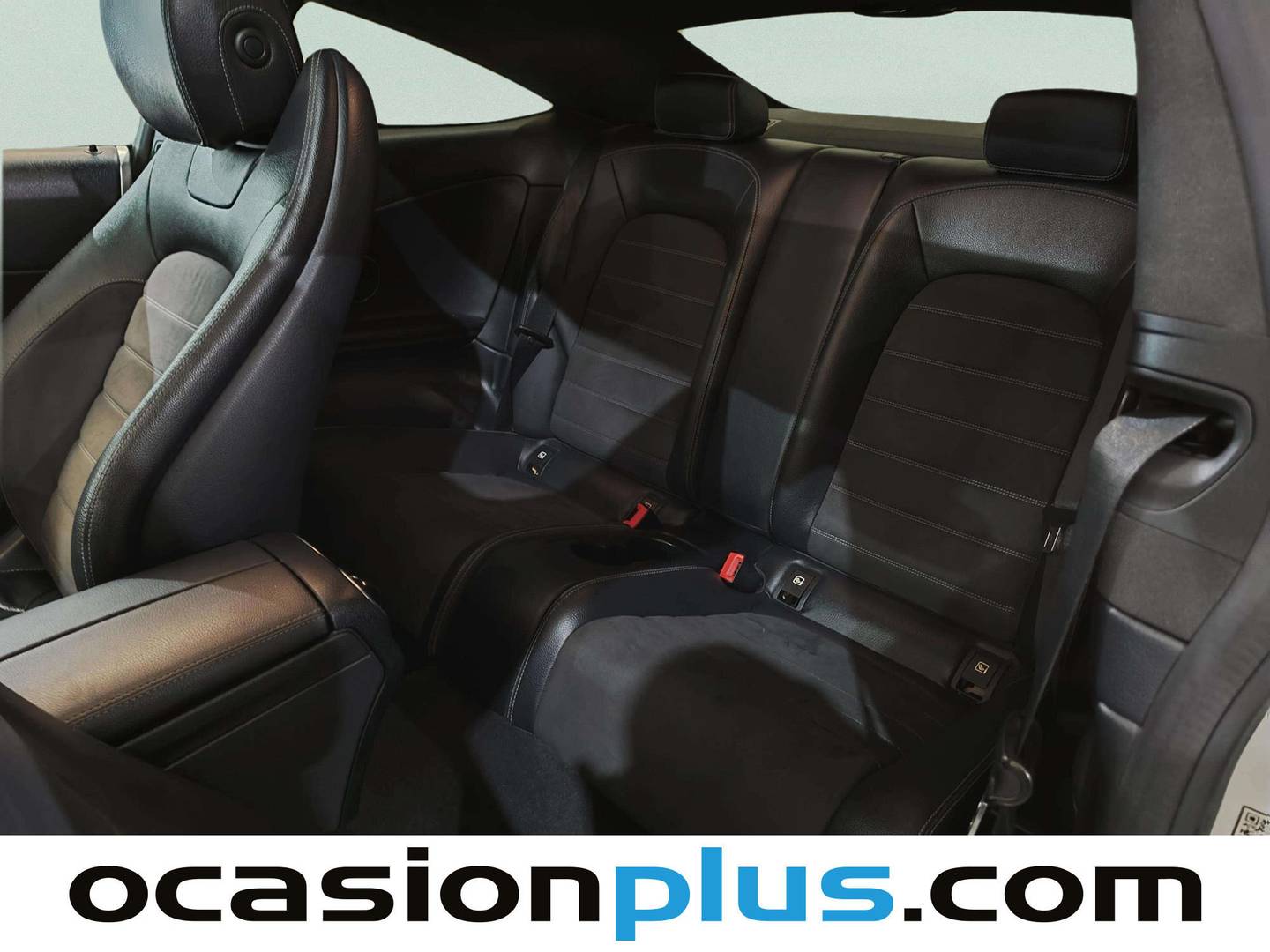 Foto asientos traseros Mercedes Clase C Mercedes Clase C Coupe 220 d (170 CV) Pack AMG