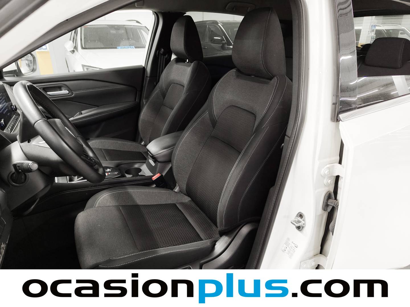 Foto Nissan QASHQAI Nissan Qashqai DIG-T 140 mHEV N-Connecta 4x2  (140 CV)