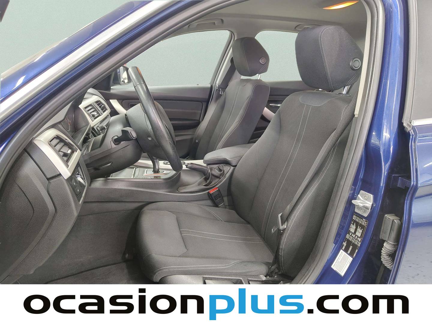 Foto asientos delanteros BMW Serie 3 BMW Serie 3 318d  (150 CV)