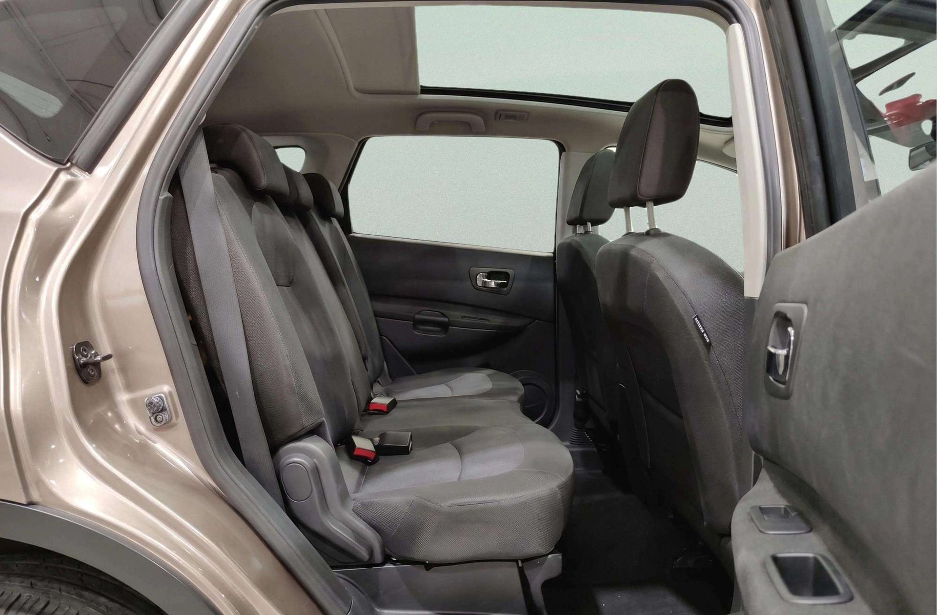 Nissan Qashqai+2 1.5 dCi Tekna Sport 4x2 7 plazas - foto 22