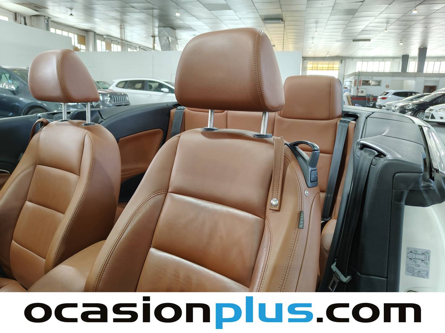 Equipamiento del Volkswagen Eos Volkswagen Eos Excellence 2.0 TDI BMT (140 CV)