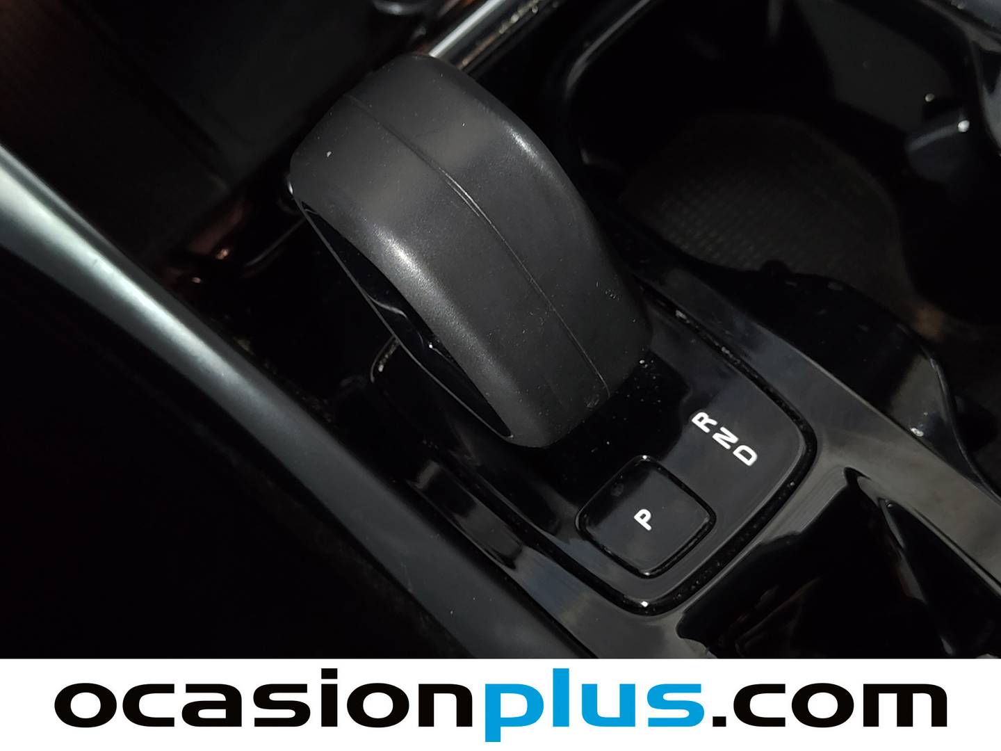 Volvo XC40 Volvo XC40 B3 Gasolina Mild hybrid Plus Dark Auto (163 CV) de segunda mano