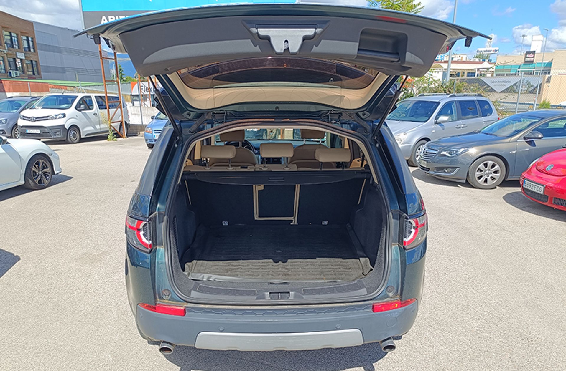 Land Rover Discovery Sport 2.0L TD4 HSE 4x4 - foto 21