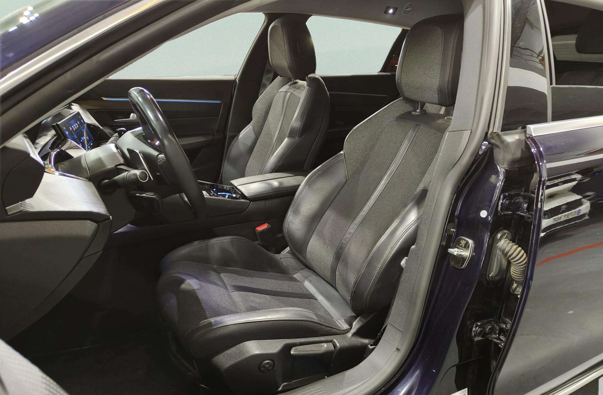Peugeot 508 SW BlueHDi 130 Allure EAT8 - foto 11