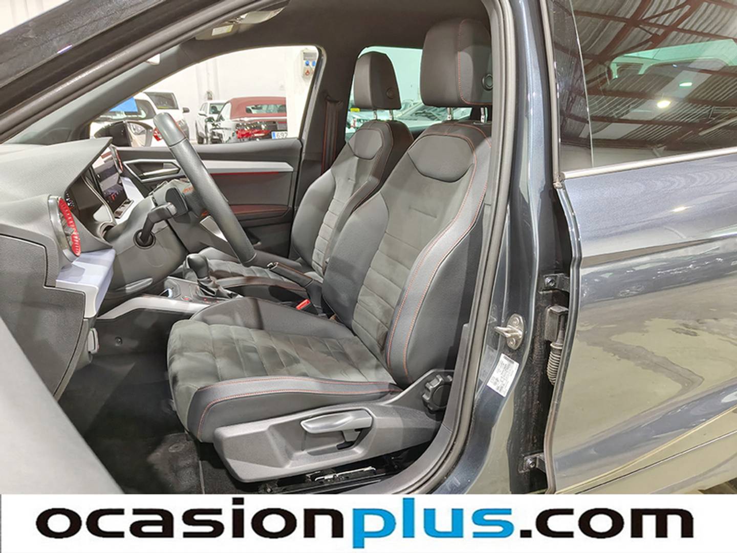 Foto Seat Arona SEAT Arona 1.5 TSI FR Plus DSG (150 CV)