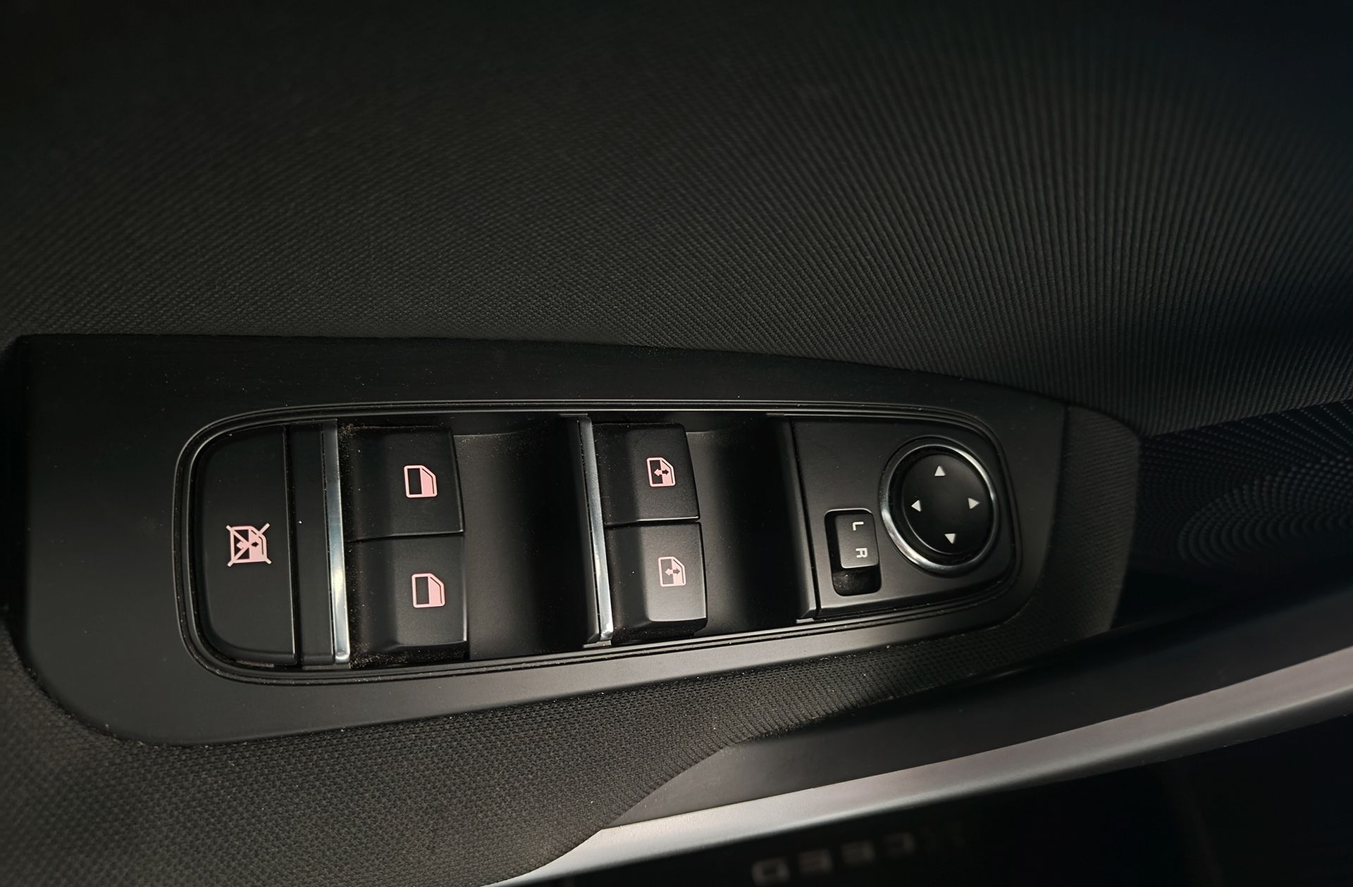Kia XCeed 1.0 T-GDi Drive - foto 32