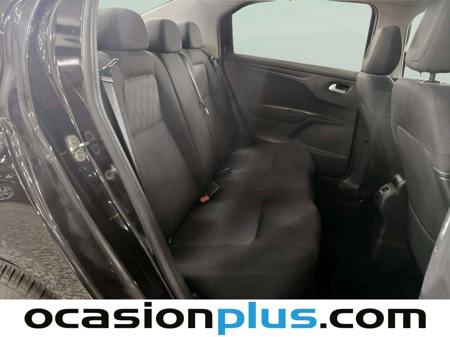 Citroën C-Elysée Citroën C-Elysee BlueHDi 100 Shine (102 CV) al mejor precio