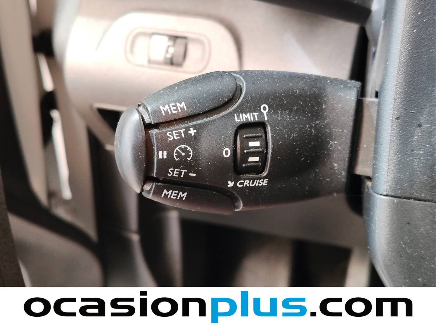 Citroën Berlingo Citroën Berlingo Combi BlueHDi 100 Talla M Feel (100 CV) seminuevo