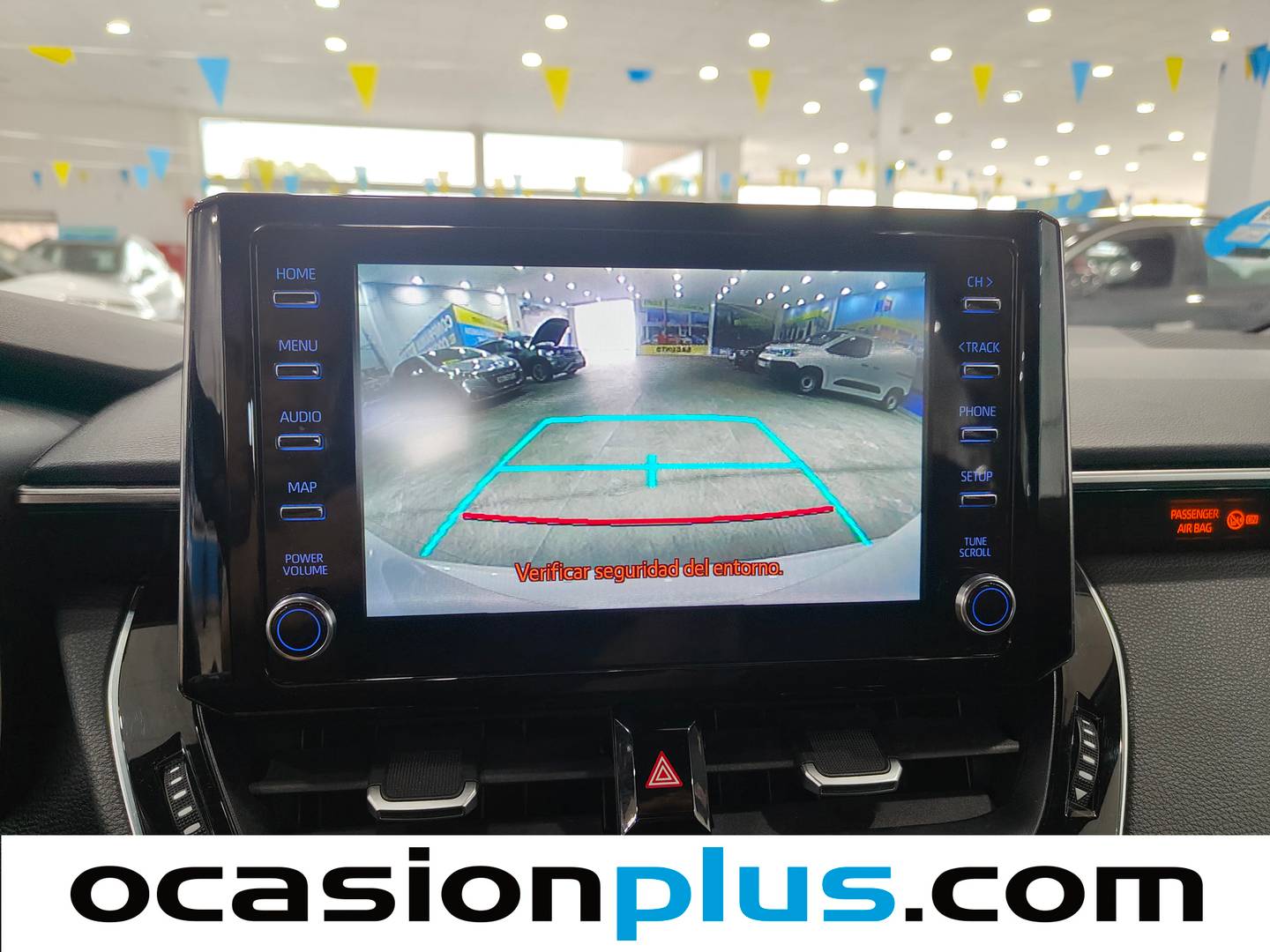 Extras y acabados del Toyota Corolla Toyota Corolla 1.8 125 Híbrido Active Tech E-CVT (122 CV)