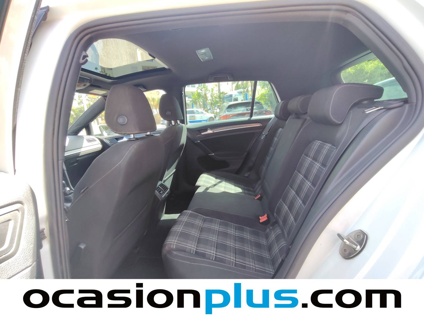 Foto asientos traseros Volkswagen Golf Volkswagen Golf GTD 2.0 TDI (184 CV) DSG