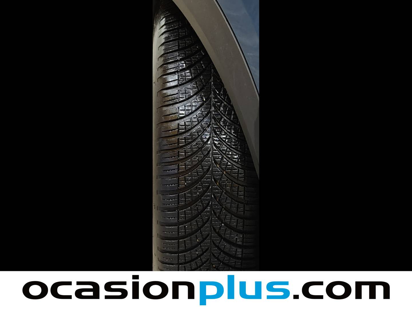 Foto Peugeot 2008 Peugeot 2008 Allure Hybrid eDCS6 107 kW (145 CV)