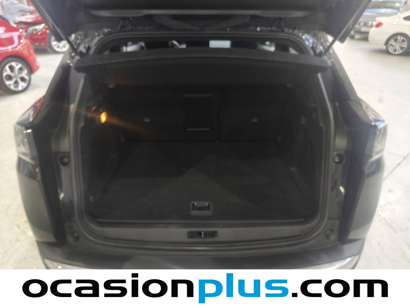 Foto Peugeot 3008 Hybrid Peugeot 3008 Hybrid 300 Allure Pack e-EAT8 (300 CV)