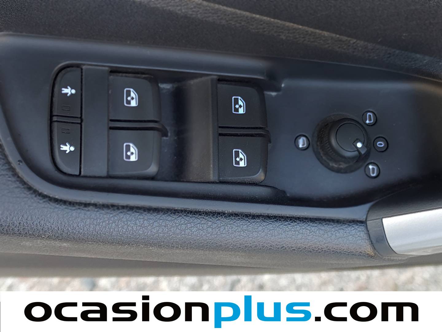 Foto Audi Q2 Audi Q2 Advanced 30 TDI  (116 CV)