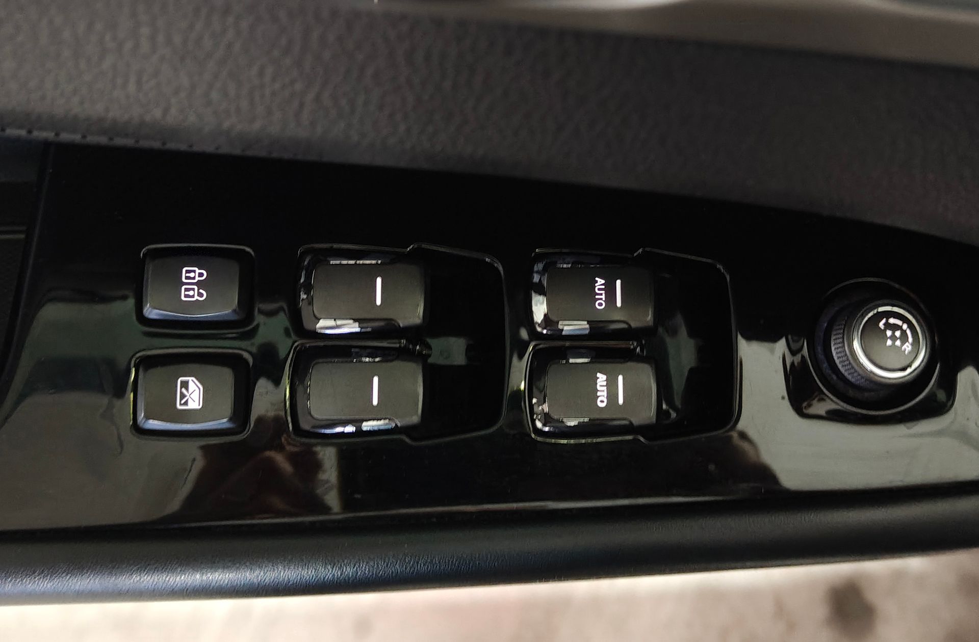 SsangYong Rexton D22DTR 4x2 Limited 7 plazas - foto 40